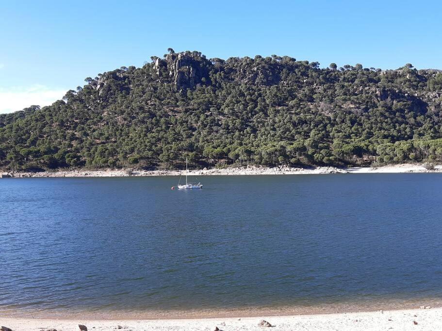 Acogedor Apartamento Con Bellas Vistas Al Embalse San Martín de Valdeiglesias المظهر الخارجي الصورة